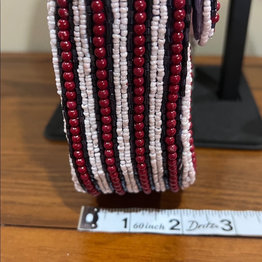 Handcrafted In India | Beaded New York Skyline/Cab Shoulder Bag - Picture 15 of 15